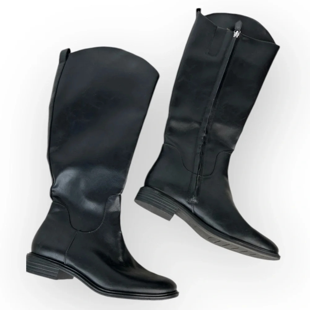 Nordstrom Rack Women's Black Meadow Riding Boots Size 6M Zip Up Low Heel